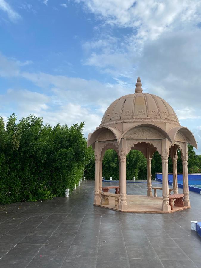 City The Village Beach Resort Laeja Luaran gambar