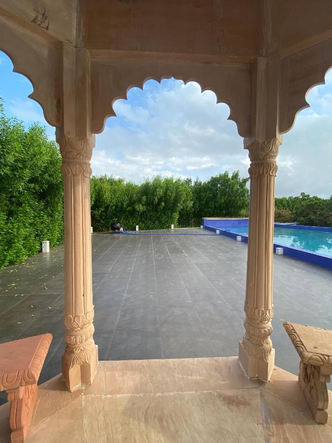 City The Village Beach Resort Laeja Luaran gambar
